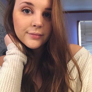 Meet your Posher, Carly